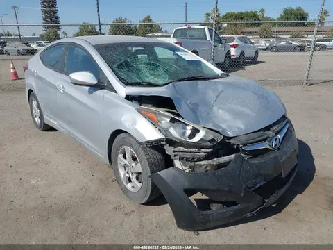 5NPDH4AE0EH477677 — 2014 Hyundai Elantra SE, Передняя часть (Front End), фото до ремонта