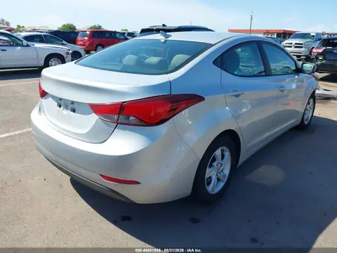 2015 Hyundai ELANTRA SE VIN 5NPDH4AE6FH623162 фото 4
