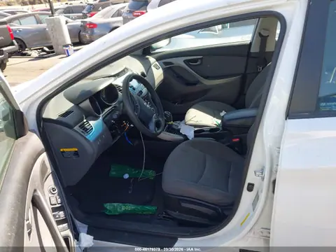 2015 Hyundai ELANTRA SE VIN 5NPDH4AE7FH587160 фото 5