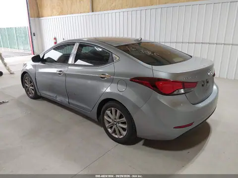 2015 Hyundai ELANTRA SE VIN 5NPDH4AE9FH585152 фото 3