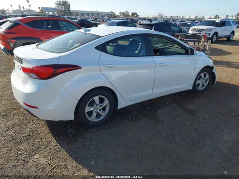 2015 Hyundai ELANTRA SE VIN 5NPDH4AE0FH638997 фото 4