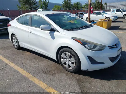 5NPDH4AE6GH697988 — 2016 Hyundai Elantra SE, Естественный износ (Normal Wear & Tear), фото до ремонта
