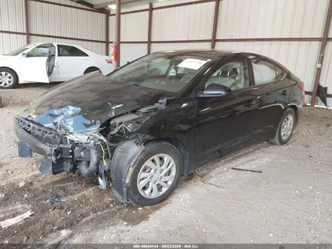 2018 Hyundai ELANTRA SE VIN 5NPD74LF3JH236604 фото 2