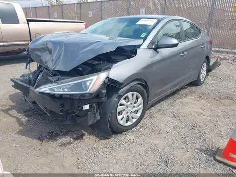 2019 Hyundai ELANTRA SE VIN 5NPD74LF5KH452228 фото 2