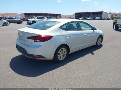 2019 Hyundai ELANTRA SE VIN 5NPD74LF2KH486174 фото 4