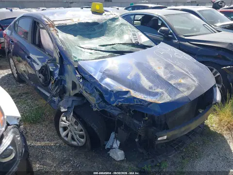 5NPD74LF4KH497614 — 2019 Hyundai Elantra SE, Опрокидывание (Rollover), фото до ремонта