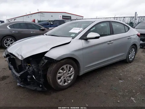 2020 Hyundai ELANTRA SE VIN 5NPD74LF2LH525072 фото 2