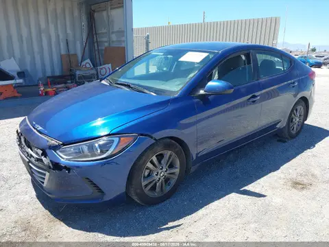 2018 Hyundai ELANTRA SEL VIN 5NPD84LF2JH396003 фото 2