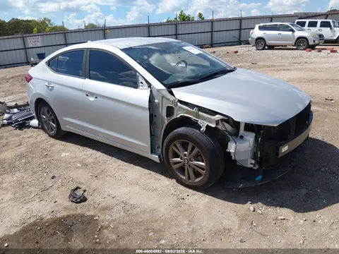5NPD84LF1JH215800 — 2018 Hyundai Elantra SEL, Передняя часть (Front End), фото до ремонта