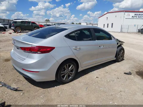 2018 Hyundai ELANTRA SEL VIN 5NPD84LF1JH215800 фото 4