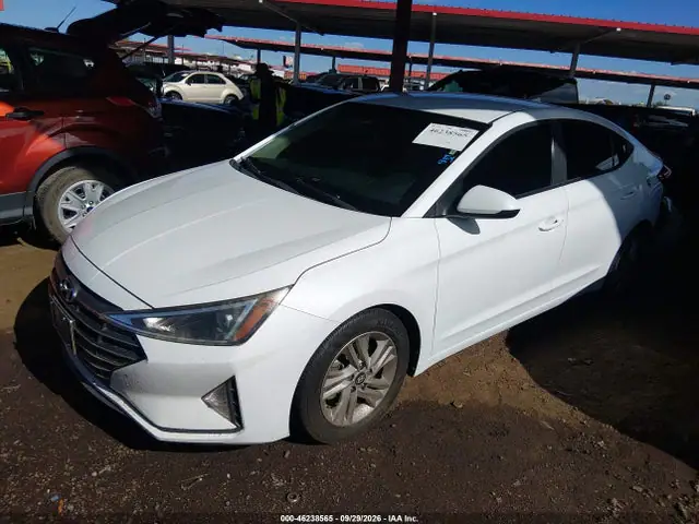 2019 Hyundai ELANTRA SEL VIN 5NPD84LFXKH424308 фото 2