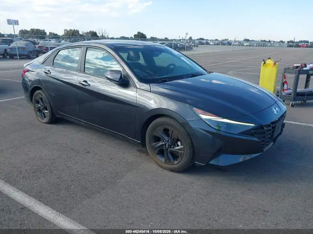 5NPLM4AG0MH017622 — 2021 Hyundai Elantra SEL, Left & Right Side, фото до ремонта