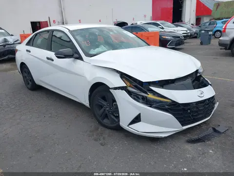 5NPLS4AG2NH084939 — 2022 Hyundai Elantra SEL, Передняя часть (Front End), фото до ремонта