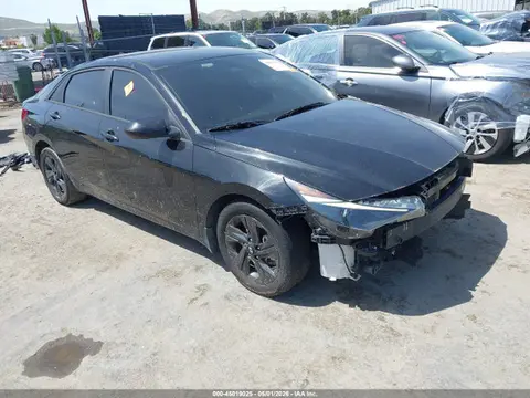 KMHLM4AGXPU448832 — 2023 Hyundai Elantra SEL, Повреждения со всех сторон (All Over), фото до ремонта