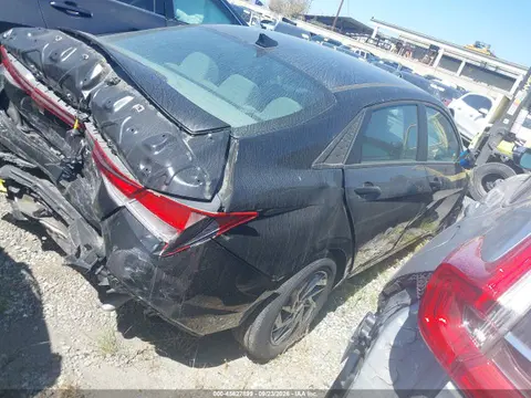 2024 Hyundai ELANTRA SEL VIN KMHLM4DG0RU696196 фото 4