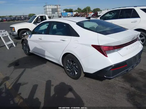 2024 Hyundai ELANTRA SEL VIN KMHLM4DG9RU683334 фото 3