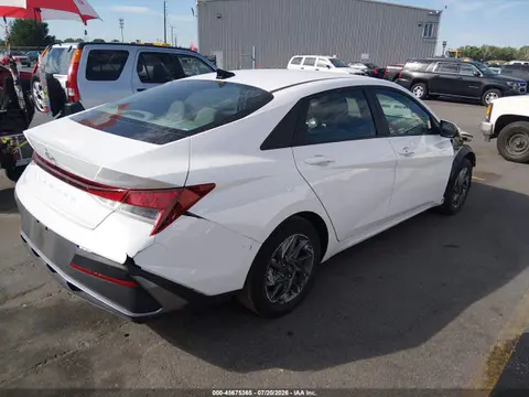 2024 Hyundai ELANTRA SEL VIN KMHLM4DG9RU683334 фото 4