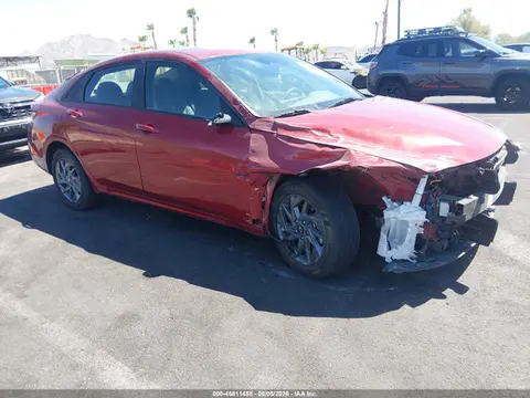 KMHLM4DG1RU675129 — 2024 Hyundai Elantra SEL, Передняя часть (Front End), фото до ремонта