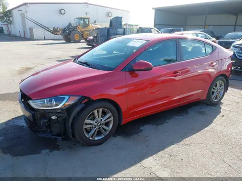 2018 Hyundai Elantra Value Edition VIN 5NPD84LF5JH379647 фото 2
