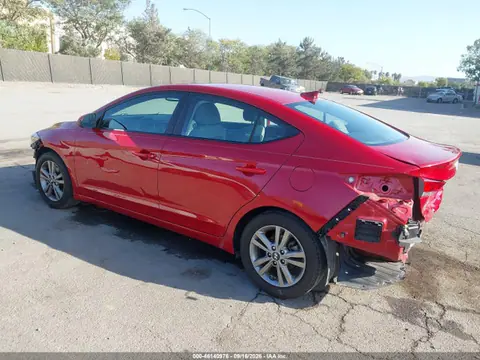 2018 Hyundai Elantra Value Edition VIN 5NPD84LF5JH379647 фото 3