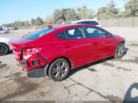 2018 Hyundai Elantra Value Edition VIN 5NPD84LF5JH379647 фото 4