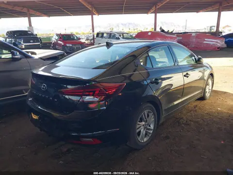 2019 Hyundai Elantra Value Edition VIN 5NPD84LF0KH418789 фото 4