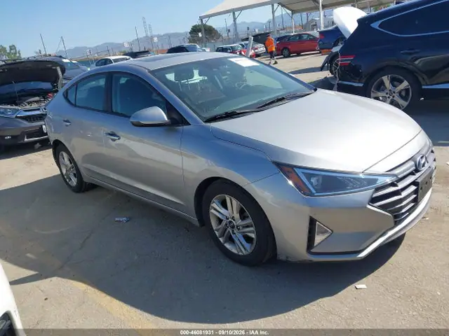 5NPD84LFXLH557233 — 2020 Hyundai Elantra Value Edition, Задняя часть (Rear), фото до ремонта