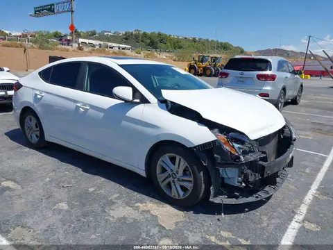 5NPD84LF2LH601550 — 2020 Hyundai Elantra Value Edition, Передняя часть (Front End), фото до ремонта