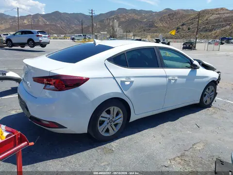 2020 Hyundai Elantra Value Edition VIN 5NPD84LF2LH601550 фото 4