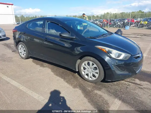 5NPDH4AE4GH658123 — 2016 Hyundai Elantra, Задняя часть (Rear), фото до ремонта