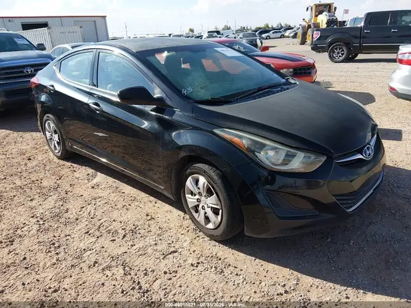 5NPDH4AE9GH775714 Hyundai Elantra 2016 — повреждение Естественный износ, фото до ремонта