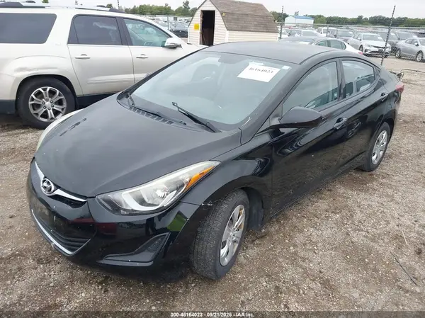 KMHDH4AE2GU606135 — 2016 Hyundai Elantra, фото 2 с аукциона IAAI 14.10.2026, Естественный износ