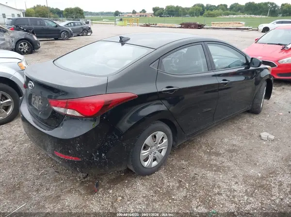 KMHDH4AE2GU606135 — 2016 Hyundai Elantra, фото 4 с аукциона IAAI 14.10.2026, Естественный износ