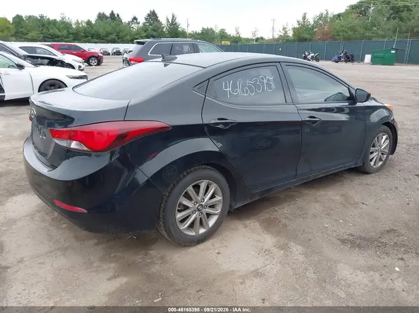5NPDH4AE4GH660261 — 2016 Hyundai Elantra, фото 4 с аукциона IAAI, Подтопление