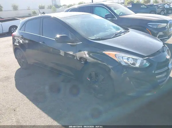 KMHD35LH1GU318182 — 2016 Hyundai Elantra, Передняя часть (Front End), фото до ремонта