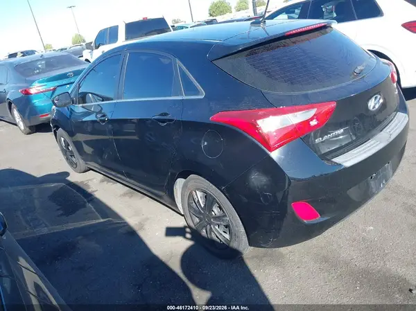 KMHD35LH1GU318182 — 2016 Hyundai Elantra, фото 3 с аукциона IAAI, Передняя часть
