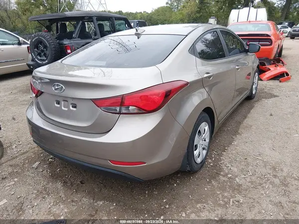 5NPDH4AEXGH795437 — 2016 Hyundai Elantra, фото 4 с аукциона IAAI, Передняя часть