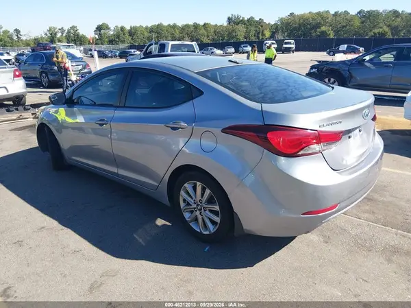 5NPDH4AE2GH723664 — 2016 Hyundai Elantra, фото 3 с аукциона IAAI, Задняя часть
