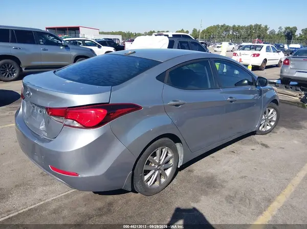 5NPDH4AE2GH723664 — 2016 Hyundai Elantra, фото 4 с аукциона IAAI, Задняя часть