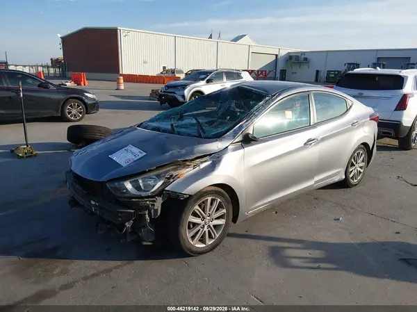 5NPDH4AE0GH689918 — 2016 Hyundai Elantra, фото 2 с аукциона IAAI, Опрокидывание