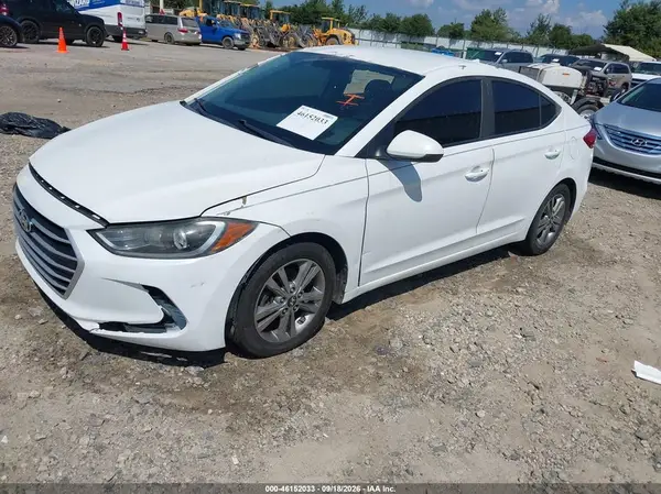 2017 HYUNDAI ELANTRA VIN 5NPD74LF5HH155324 фото 2