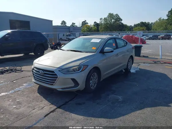 KMHD74LF8HU351078 — 2017 Hyundai Elantra, фото 2 с аукциона IAAI 30.09.2026, Естественный износ