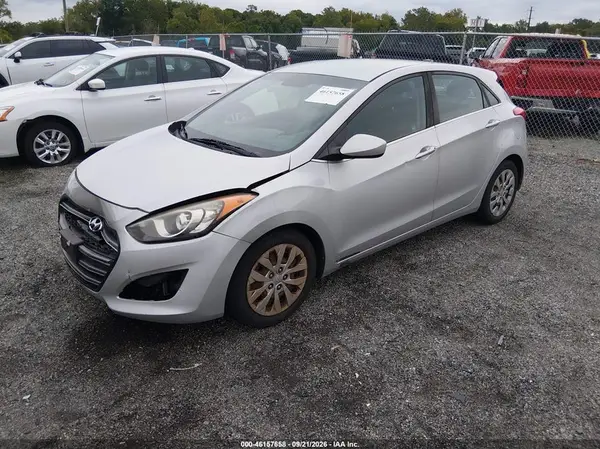 KMHD35LH3HU376814 — 2017 Hyundai Elantra, фото 2 с аукциона IAAI 12.10.2026, Передняя часть