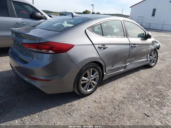 KMHD84LF0HU408841 — 2017 Hyundai Elantra, фото 4 с аукциона IAAI, Правый бок