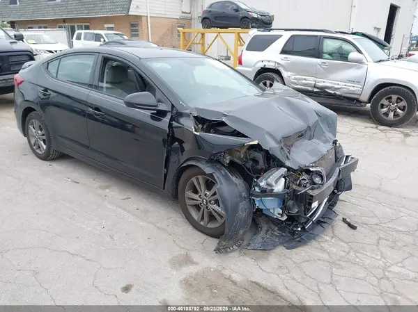 5NPD84LF9HH035801 — 2017 Hyundai Elantra, Передняя часть (Front End), фото до ремонта