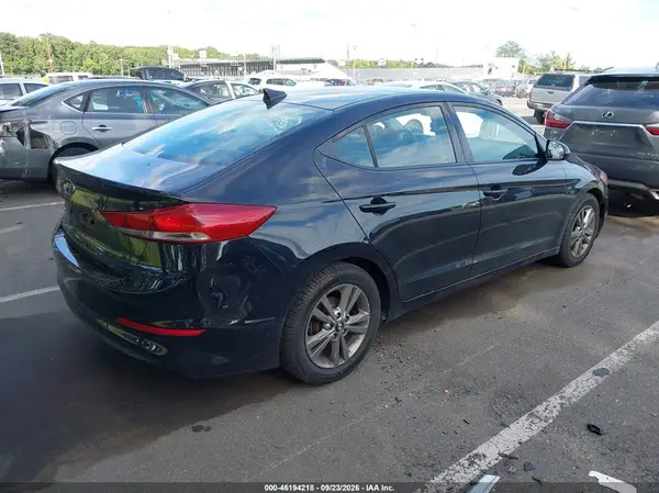 5NPD84LF3HH025457 — 2017 Hyundai Elantra, фото 4 с аукциона IAAI, Подтопление