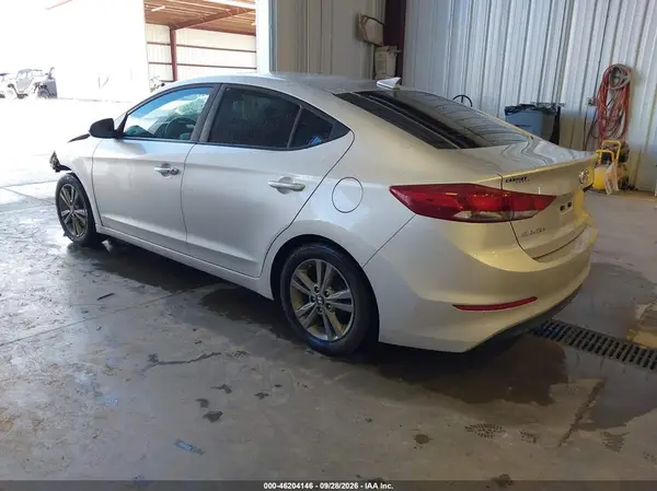 5NPD84LF1HH010472 — 2017 Hyundai Elantra, фото 3 с аукциона IAAI, Передняя часть