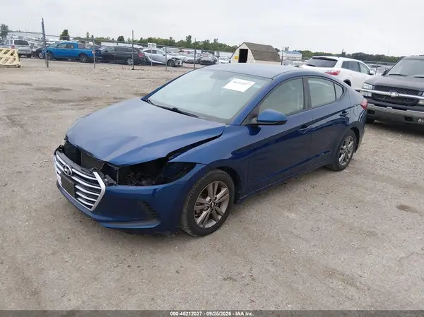 5NPD84LF7HH042505 — 2017 Hyundai Elantra, фото 2 с аукциона IAAI, Передняя часть