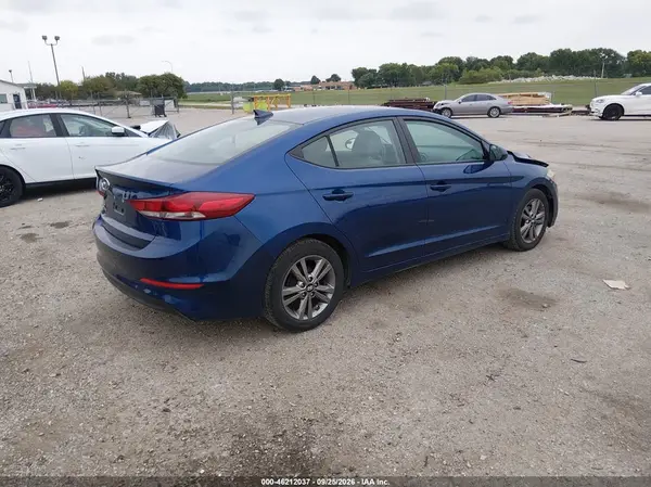 5NPD84LF7HH042505 — 2017 Hyundai Elantra, фото 4 с аукциона IAAI, Передняя часть