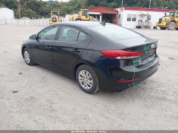 2017 HYUNDAI ELANTRA VIN KMHD74LF3HU180160 фото 3